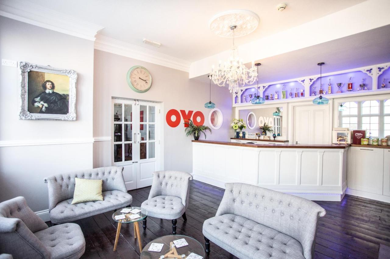 Oyo Timothy'S Hotell Tenby Exteriör bild
