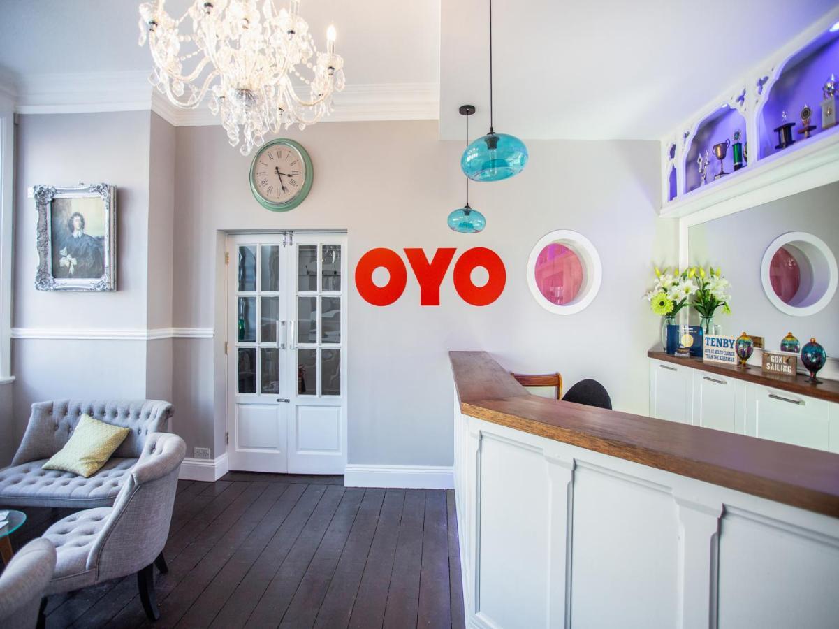 Oyo Timothy'S Hotell Tenby Exteriör bild
